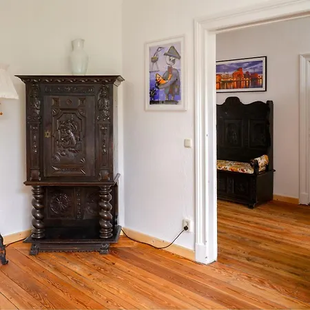 Gelbe Katze - Abc600 - Nur Feriengaeste! Wißmar