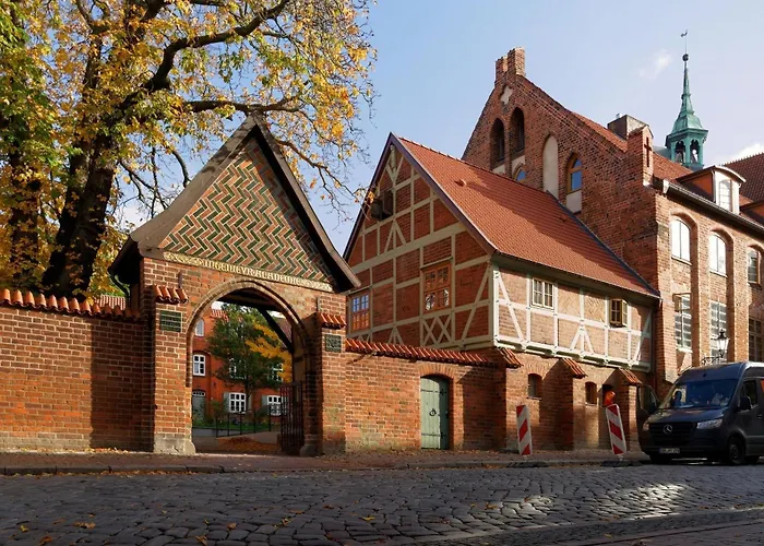 Gelbe Katze - Abc600 - Nur Feriengaeste! Wißmar